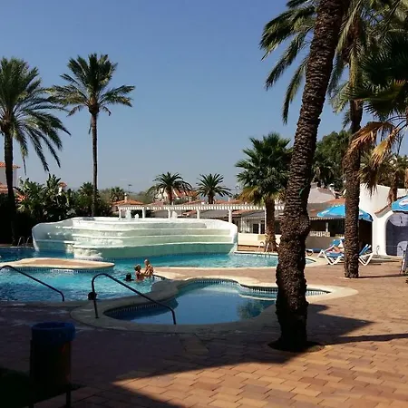 El Retiro Royale With Seaview Apartment